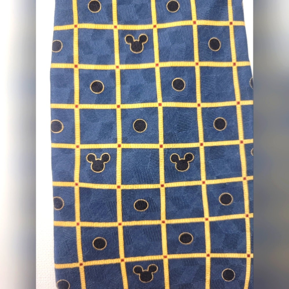Disney Mickey Inc Men's Silk Tie Blue Squares Mickey Mouse Heads 60"x4"